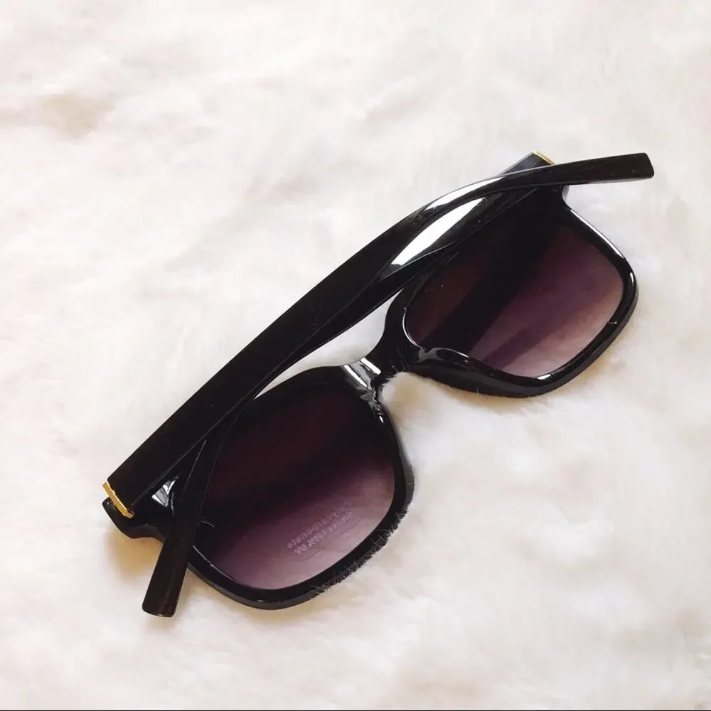 Jacob Black Classic Square Sunglasses